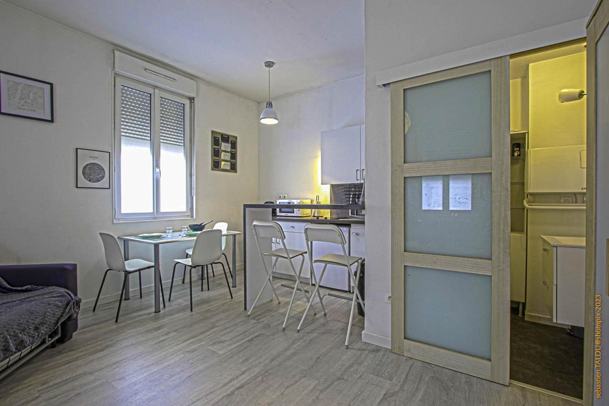 Cosyrouen Gare Apartment Екстериор снимка